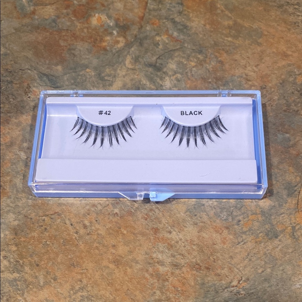 Black False Eyelashes NIB